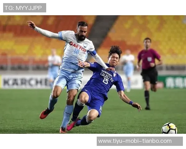 斯米特宣布将在阿尔克马尔效力半年至一年半后转会海外